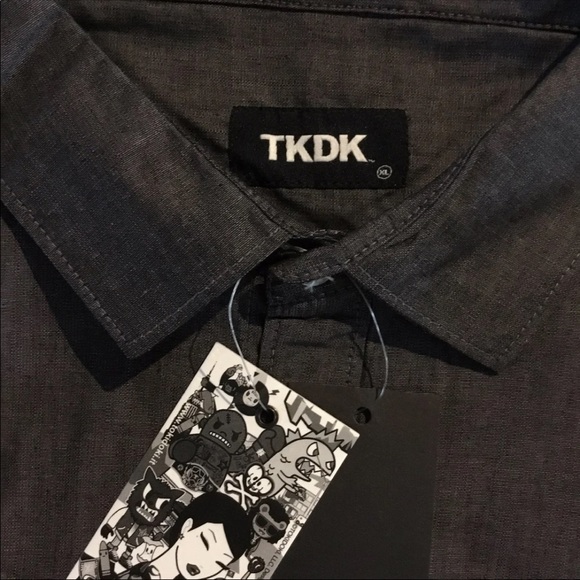 NWT Tokidoki TKDK Short Sleeve Button Down/Up - Picture 4 of 4